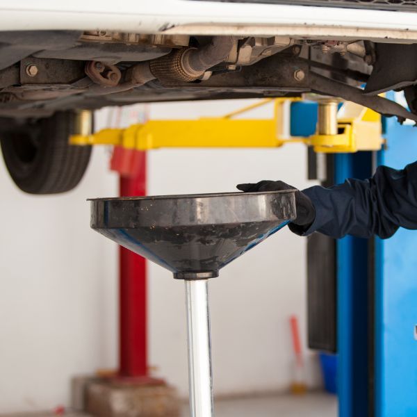 Licensed Oil Changing Services in Maricopa AZ