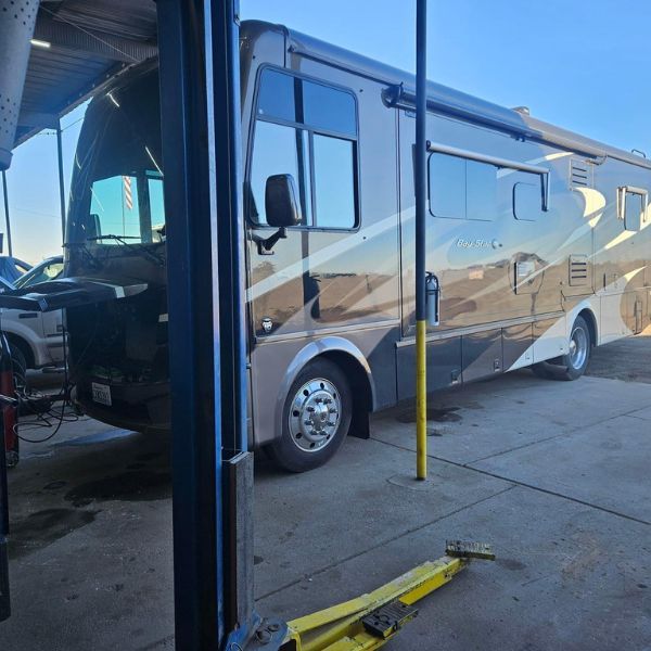 Licensed RV Mechanic Service in Mobile AZ